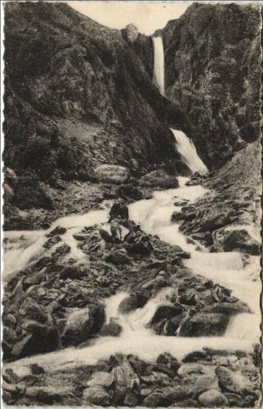 Carte postale ancienne La Chapelle-en-Valgaudemar Environs - Cascade de Combefroide
