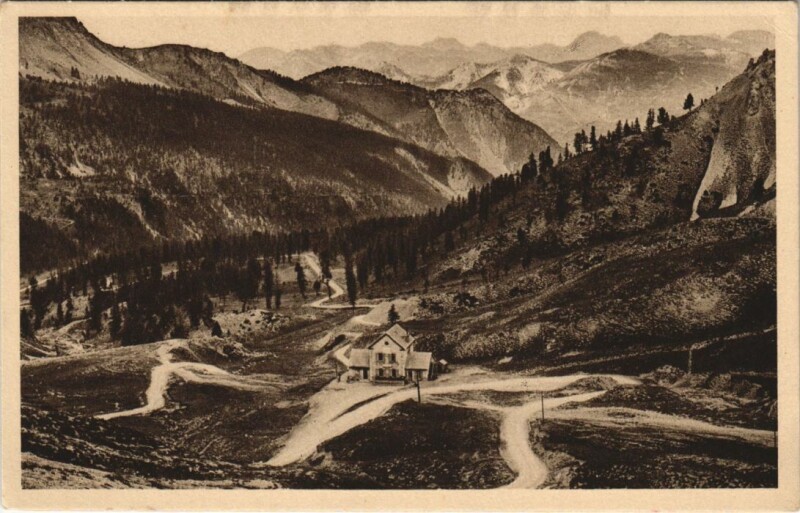 Carte postale ancienne Refuge Col d'Izoard et Lacets