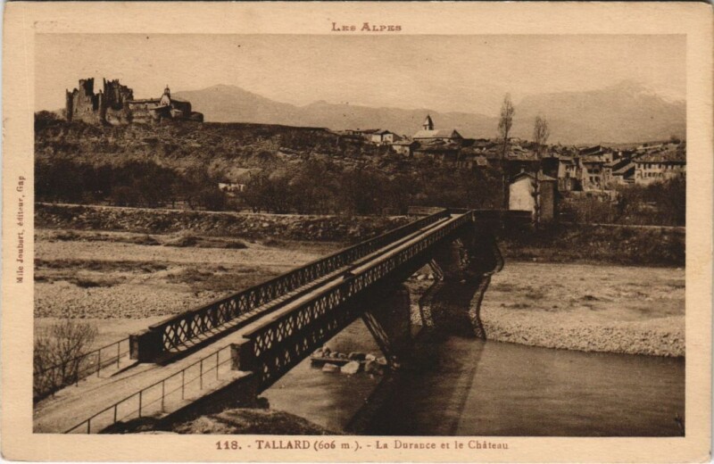 Carte postale ancienne Tallard La Durance et le Chateau à Tallard