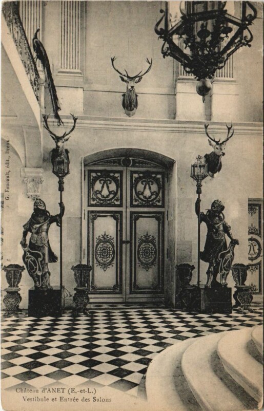 Carte postale ancienne Anet Chateau, Vestibule et Entree des Salons France