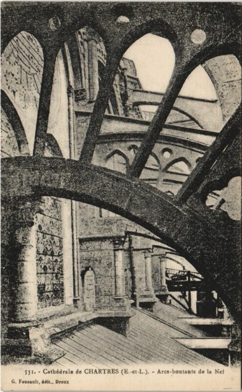 Carte postale ancienne Chartres Cathedrale arcs boutants de la Nef France à Chartres
