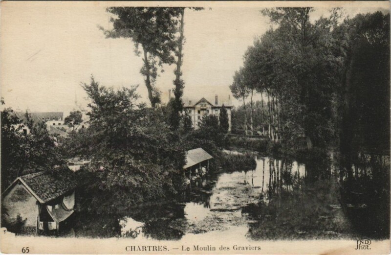 Carte postale ancienne Chartres Moulin des Graviers France à Chartres