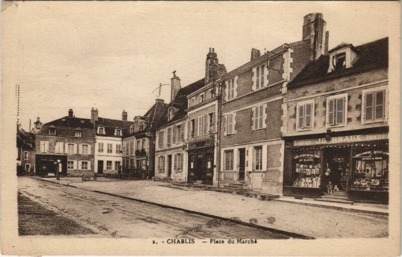 Carte postale ancienne Chablis Place du Marche France à Chablis