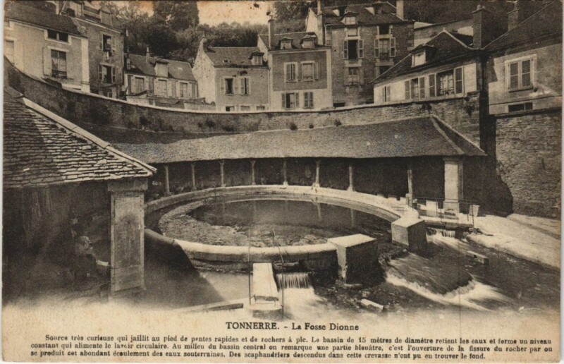 Carte postale ancienne Tonnerre La Fosse-Dionne France à Tonnerre
