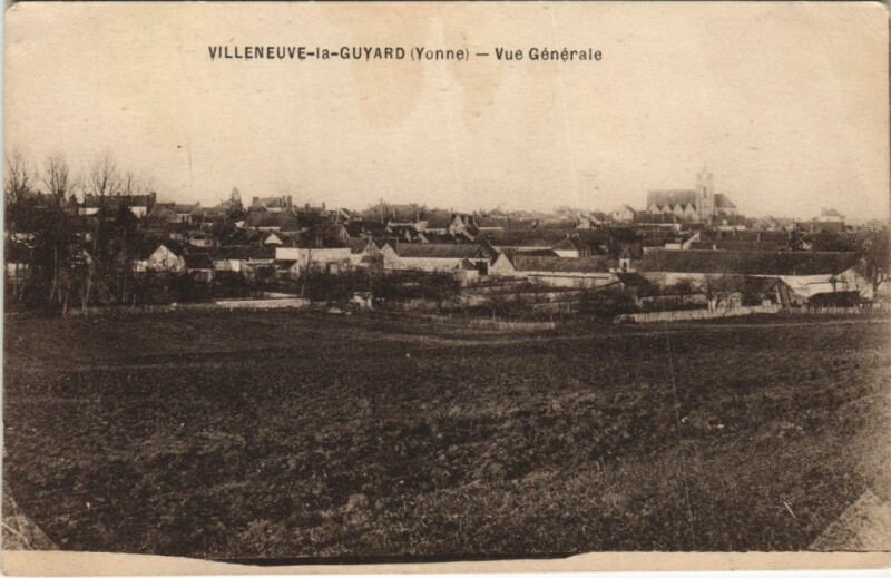 Carte postale ancienne Villeneuve la Guyard Vue Generale France à Villeneuve-la-Guyard