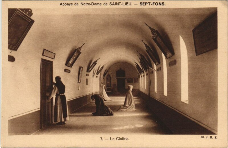 Carte postale ancienne Dompierre-sur-Besbre Abbaye de N.-D. De Saint-Lieu - Sept-Fons à Dompierre-sur-Besbre