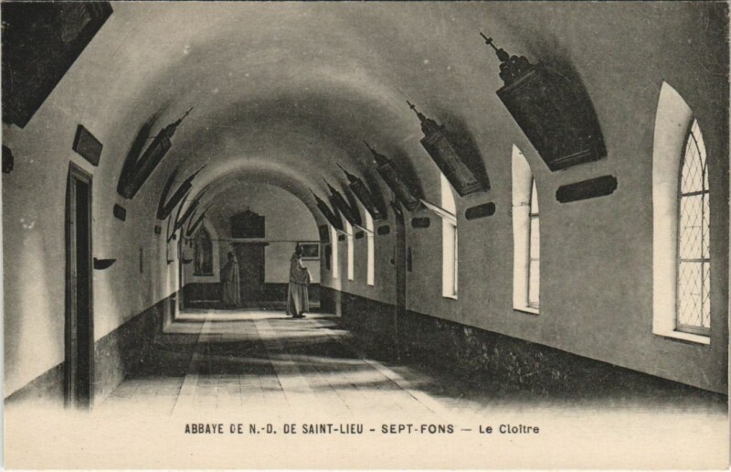 Carte postale ancienne Dompierre-sur-Besbre Abbaye de N.-D. De Saint-Lieu - Sept-Fons à Dompierre-sur-Besbre