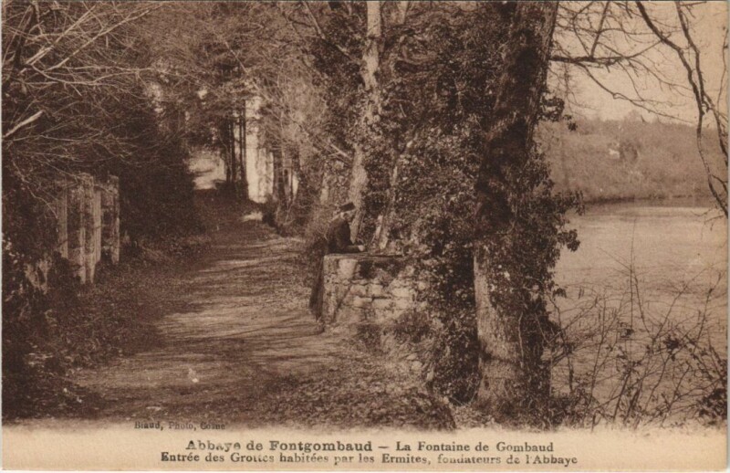 Carte postale ancienne Abbaye de Fontgombaud La Fontaine France
