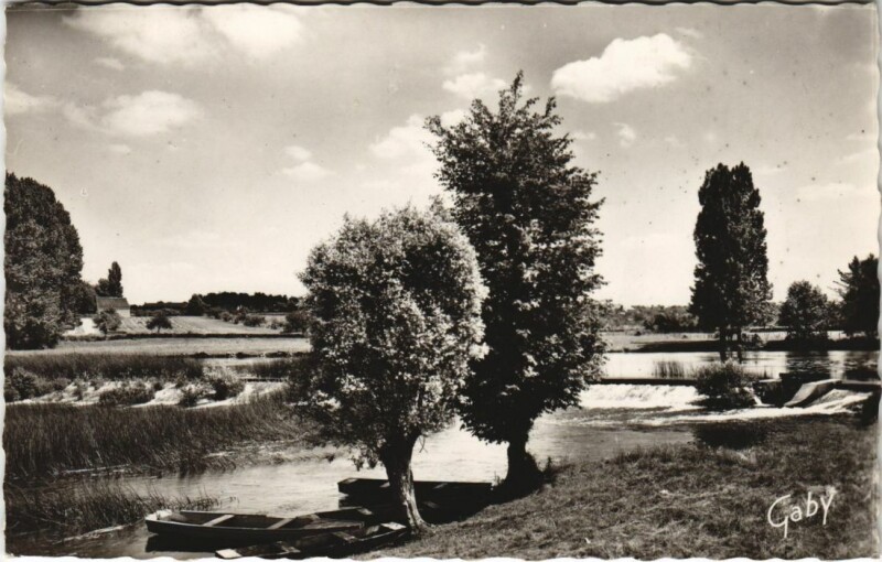 Carte postale ancienne Tournon St.Martin Le Barrage France