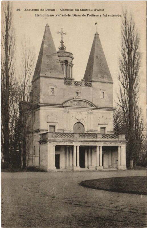Carte postale ancienne Anet Chapelle du Chateau d'Anet