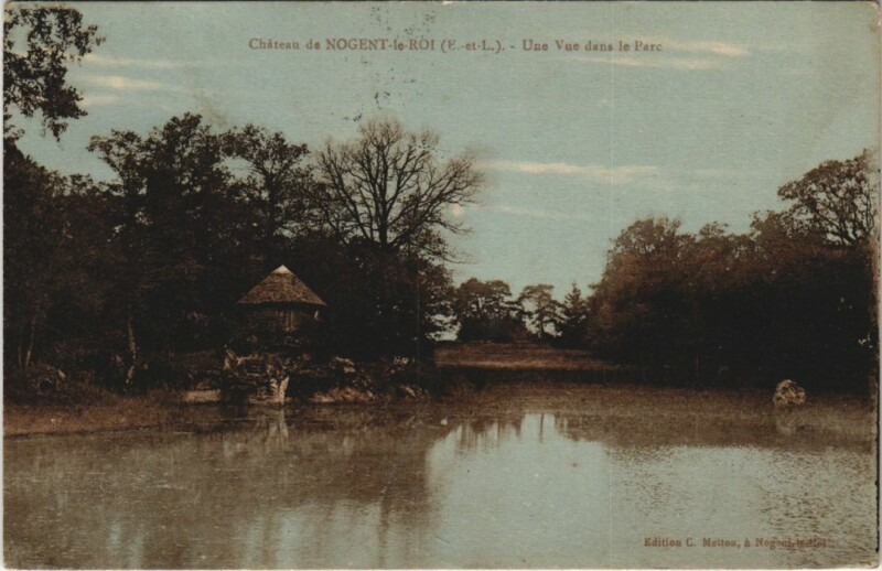Carte postale ancienne Nogent-le-Roi Chateau - Une Vue dans le Parc à Nogent-le-Roi