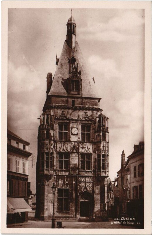 Carte postale ancienne Dreux L'Hotel de Ville à Dreux