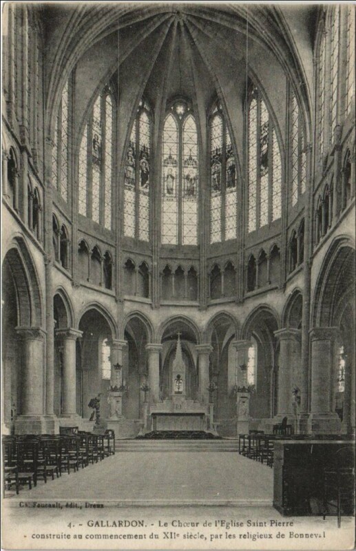 Carte postale ancienne Gallardon Le Chouer de l'Eglise Saint-Pierre à Gallardon