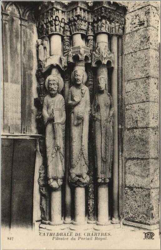 Carte postale ancienne Chartres Cathedrale - Pilastres du Portail Royal à Chartres