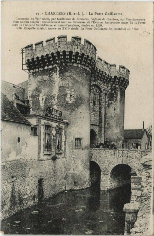 Carte postale ancienne Chartres La Porte Guillaume à Chartres