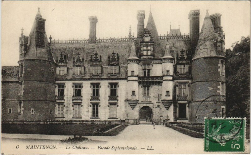 Carte postale ancienne Maintenon Le Chateau - Facade Septentrionale à Maintenon