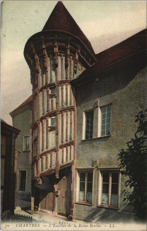Carte postale ancienne Chartres L'Escalier de la Reine Berthe à Chartres
