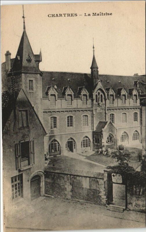 Carte postale ancienne Chartres La Maitrise à Chartres