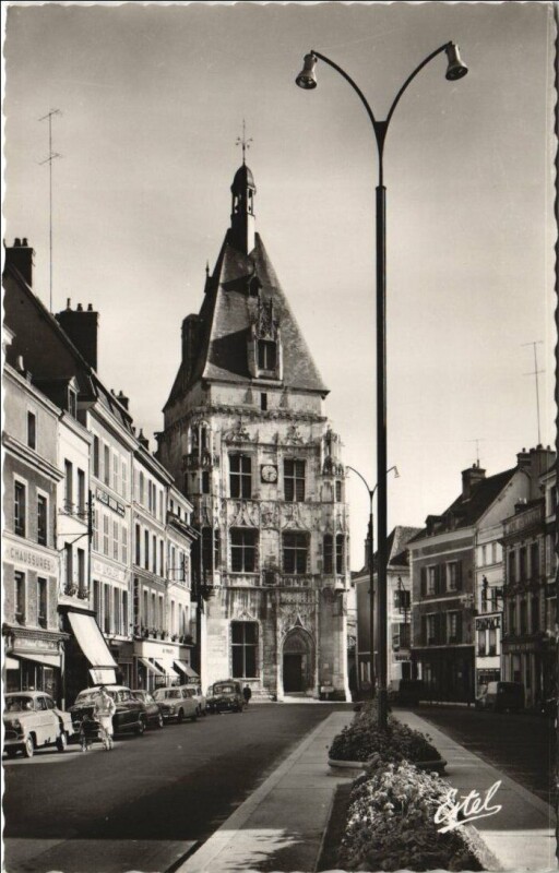 Carte postale ancienne Dreux Le Beffroi à Dreux