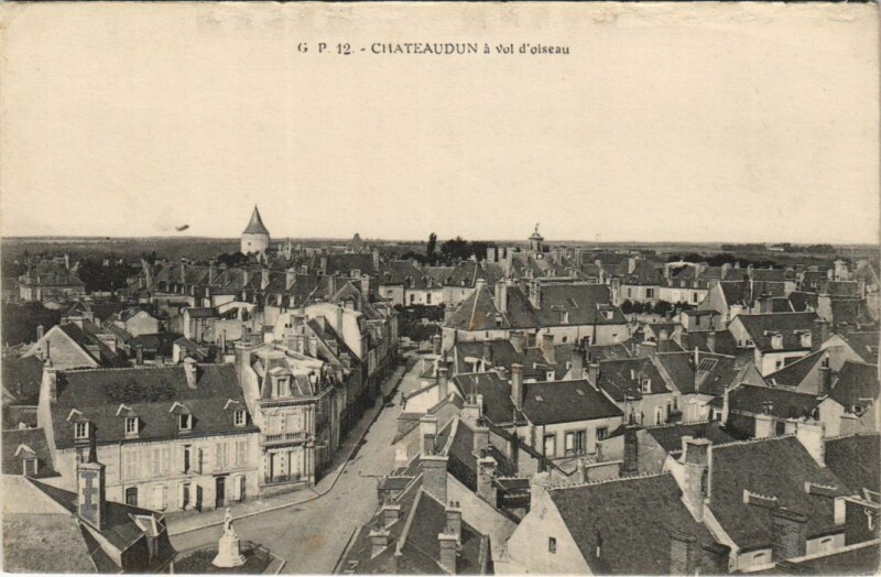 Carte postale ancienne Chateaudun a Vol d'Oiseau