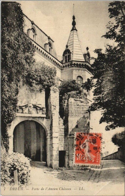 Carte postale ancienne Dreux Porte de l'Ancien Chateau à Dreux