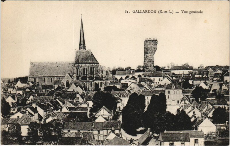 Carte postale ancienne Gallardon Vue Generale à Gallardon