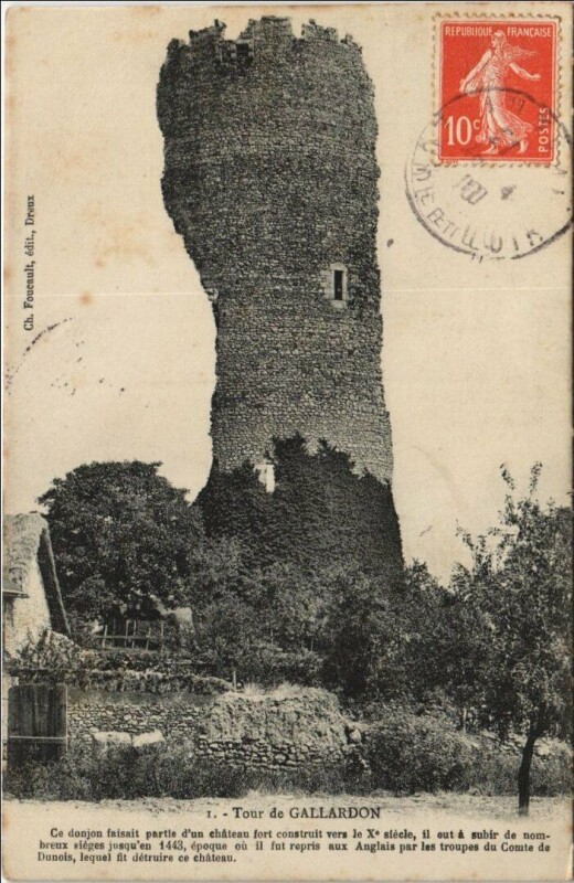 Carte postale ancienne Gallardon Tour de Gallardon à Gallardon