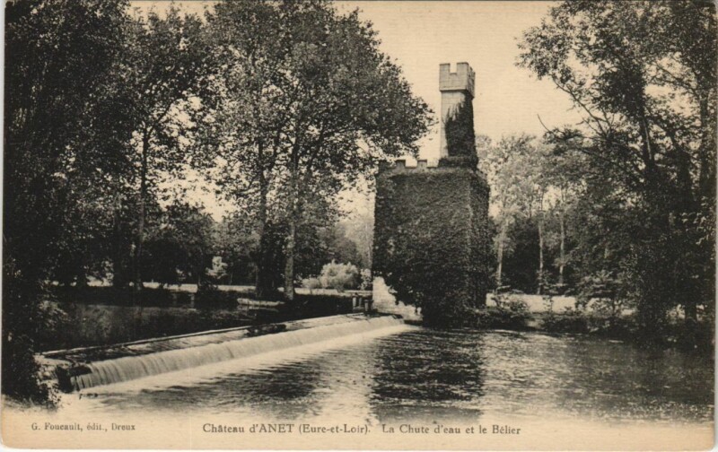 Carte postale ancienne Chateau d'Anet La Chute d'eau et le Belier France