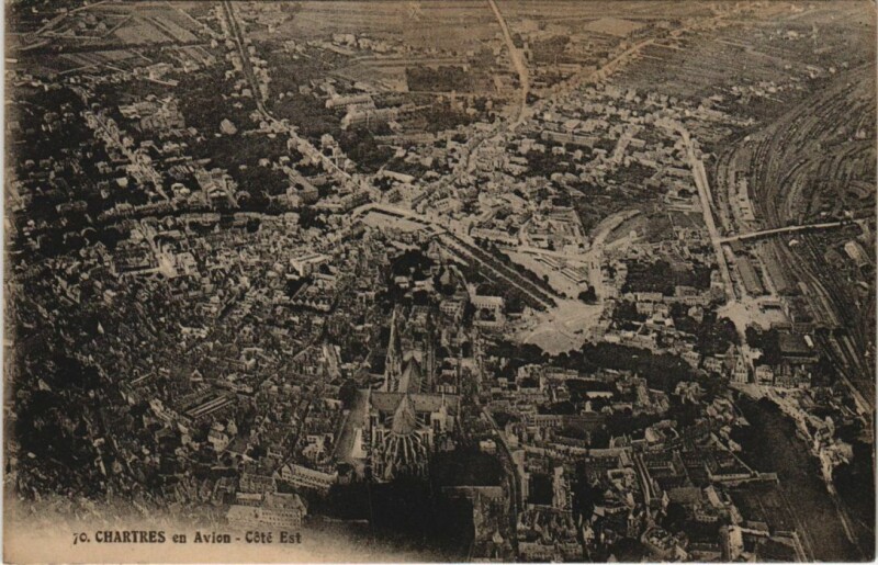 Carte postale ancienne Chartres en Avion, Cote Est France à Chartres