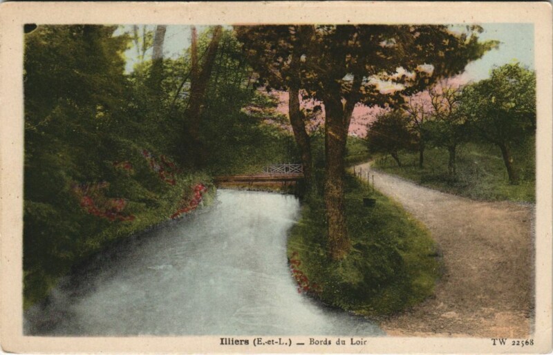Carte postale ancienne Illiers Bords du Loir France
