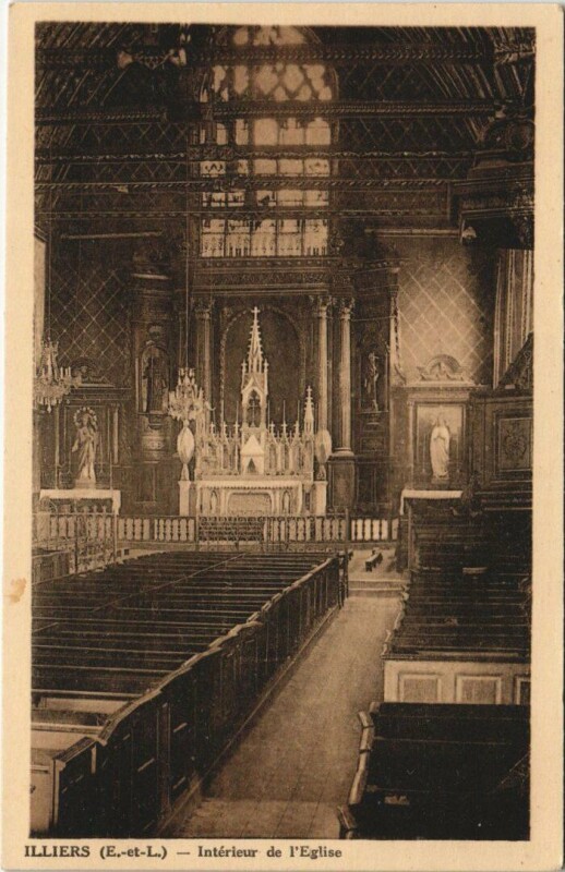 Carte postale ancienne Illiers Interieur de l'Eglise France