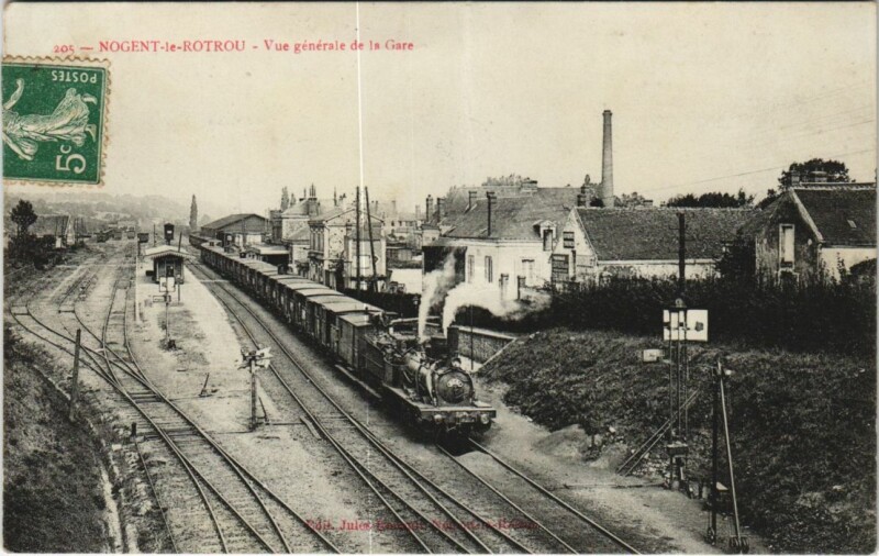 Carte postale ancienne Nogent-le-Rotrou Vue Generale de la Gare France à Nogent-le-Rotrou