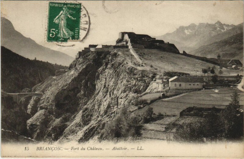 Carte postale ancienne Briancon Fort du Chateau France