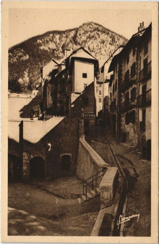 Carte postale ancienne Briancon La Petite Gargouille France