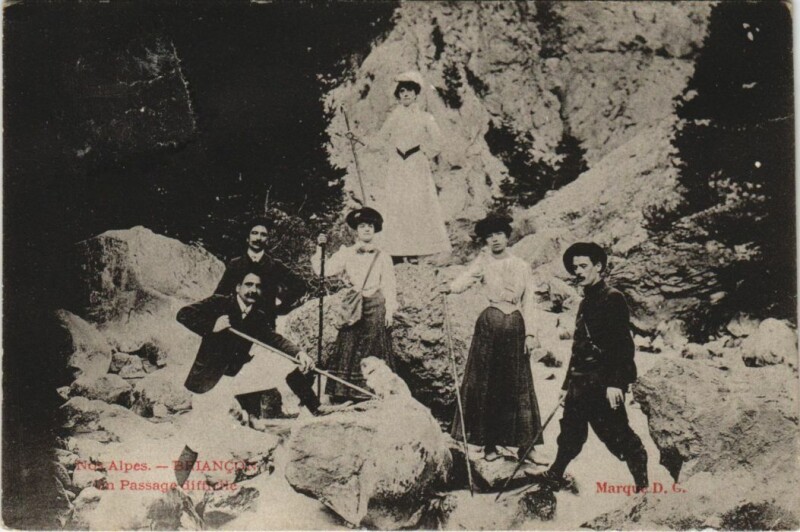 Carte postale ancienne Briancon Un Passage difficile France