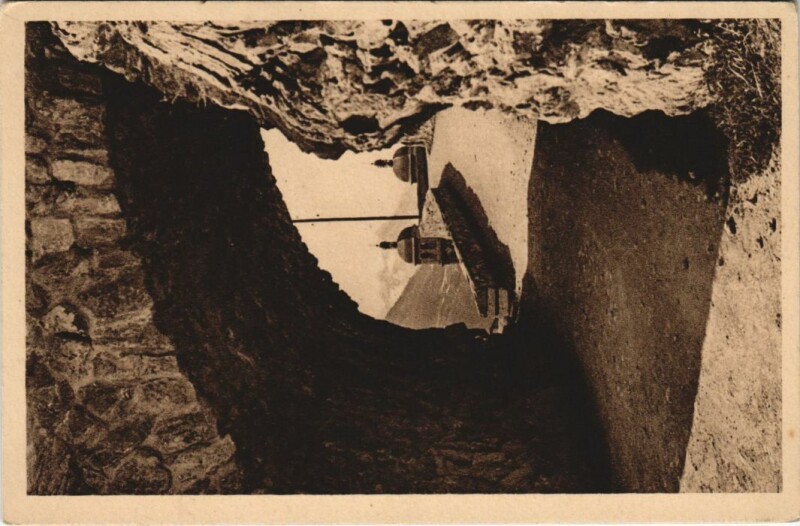 Carte postale ancienne Briancon Le Chemin de Ronde France