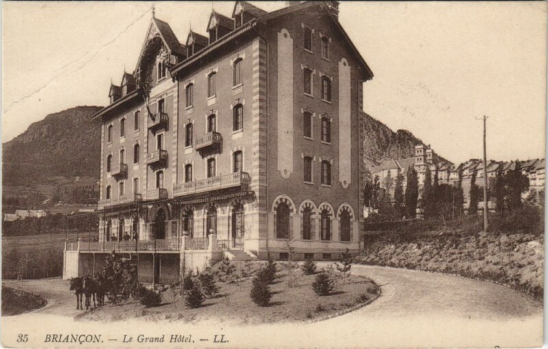 Carte postale ancienne Briancon La Grand Hotel France