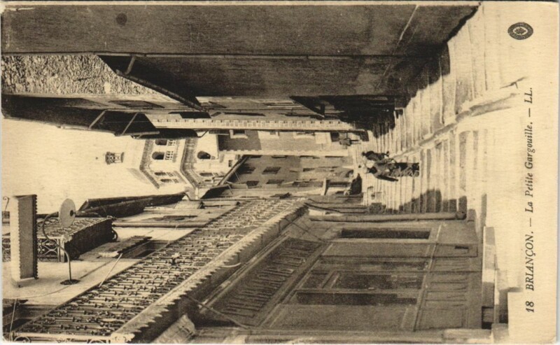 Carte postale ancienne Briancon La Petite Gargouille France
