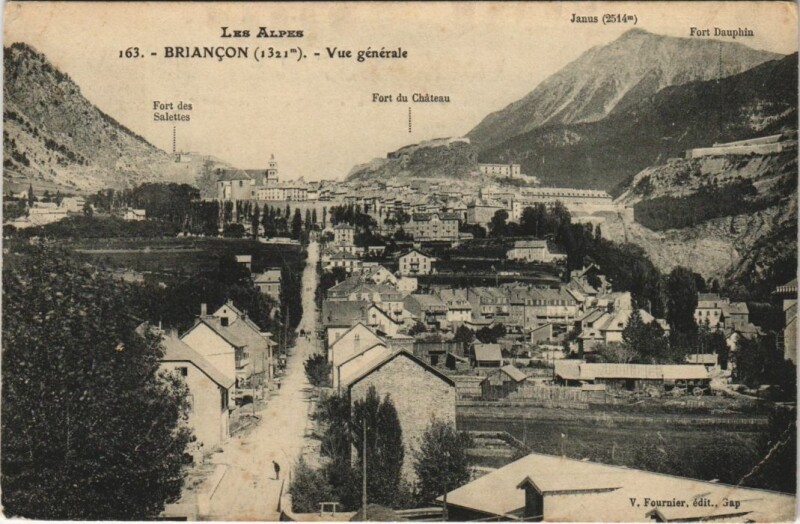 Carte postale ancienne Briancon Vue Generale France