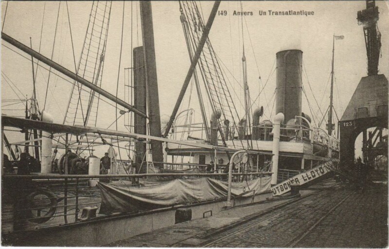 Carte postale ancienne Anvers - Un Transatlantique Ships