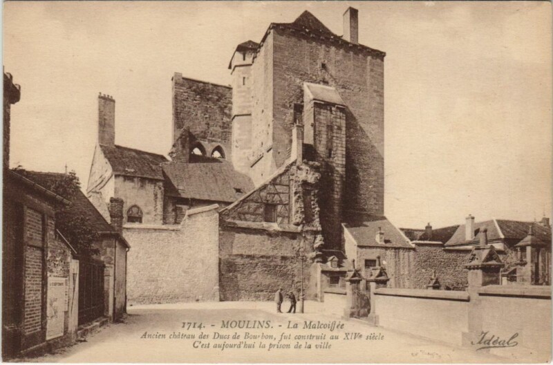Carte postale ancienne Moulins La Malcoiffee à Moulins