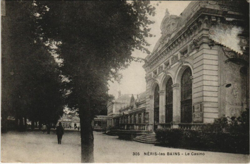 Carte postale ancienne Neris les Bains Le Casino