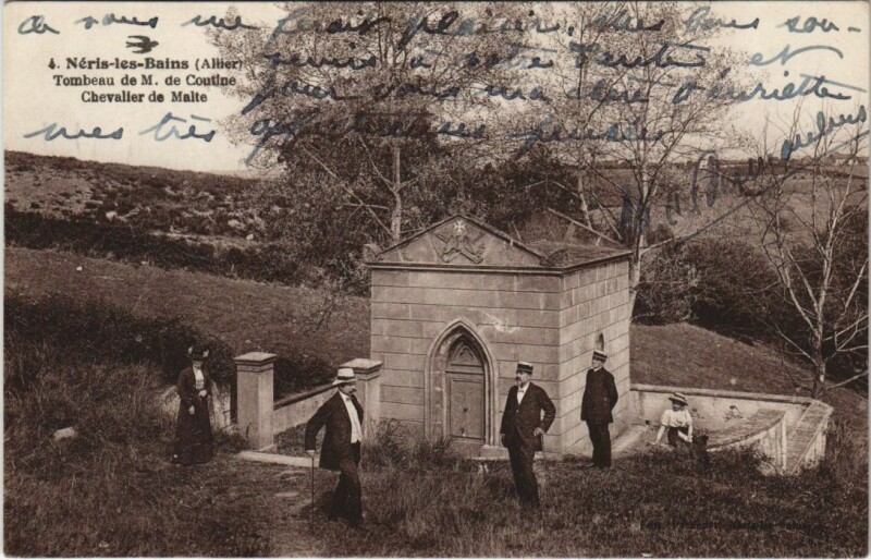 Carte postale ancienne Neris les Bains Tombeau de M.de Coutine