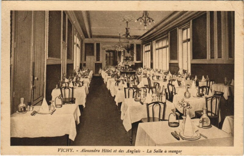 Carte postale ancienne Vichy Alexandra Hotel et des Anglais ,Sallea manger à Vichy