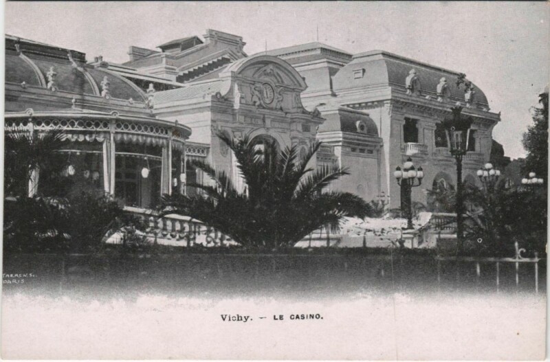 Carte postale ancienne Vichy Le Casino à Vichy
