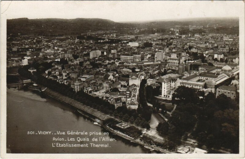 Carte postale ancienne Vichy vue generale à Vichy