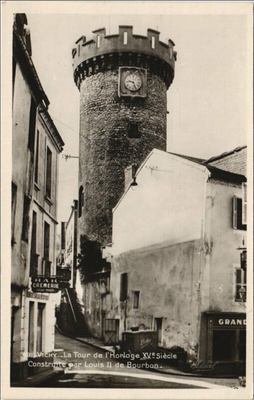 Carte postale ancienne Vichy Tour de l'Horloge à Vichy
