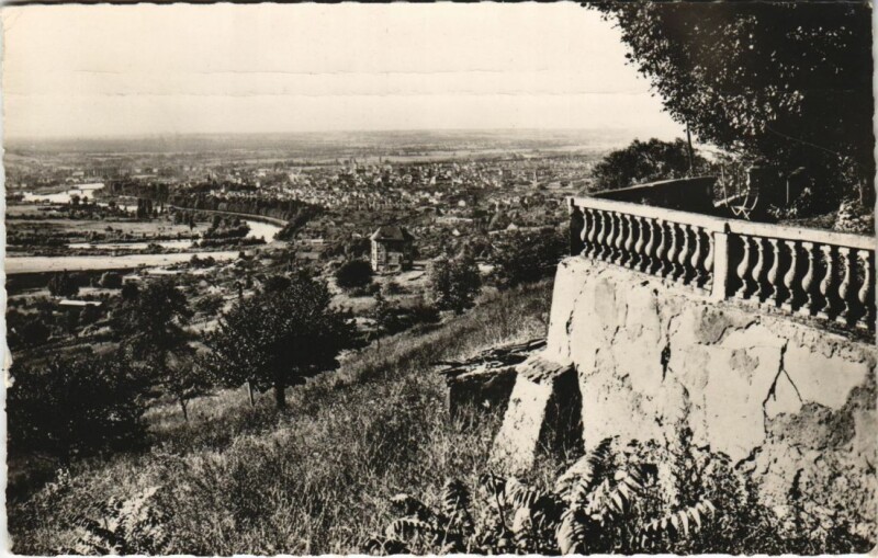 Carte postale ancienne Vichy vue generale à Vichy