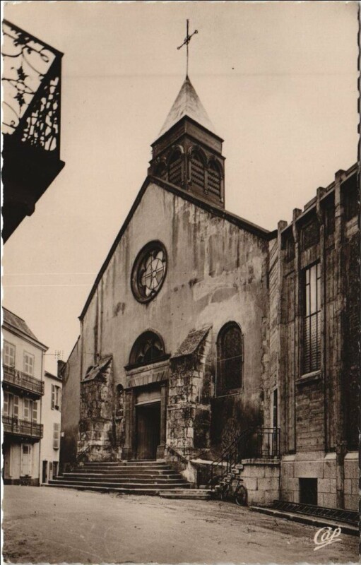 Carte postale ancienne Vichy Eglise Saint-Blaise à Vichy