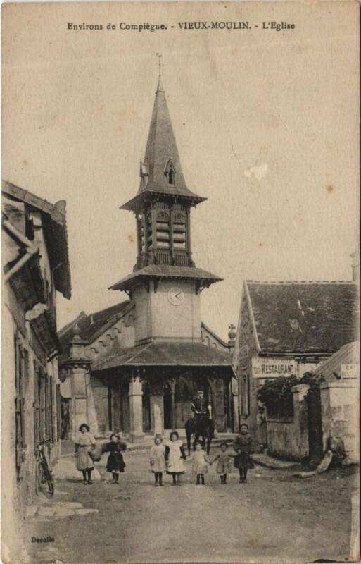 Carte postale ancienne Vieux-Moulin L'Eglise à Vieux-Moulin